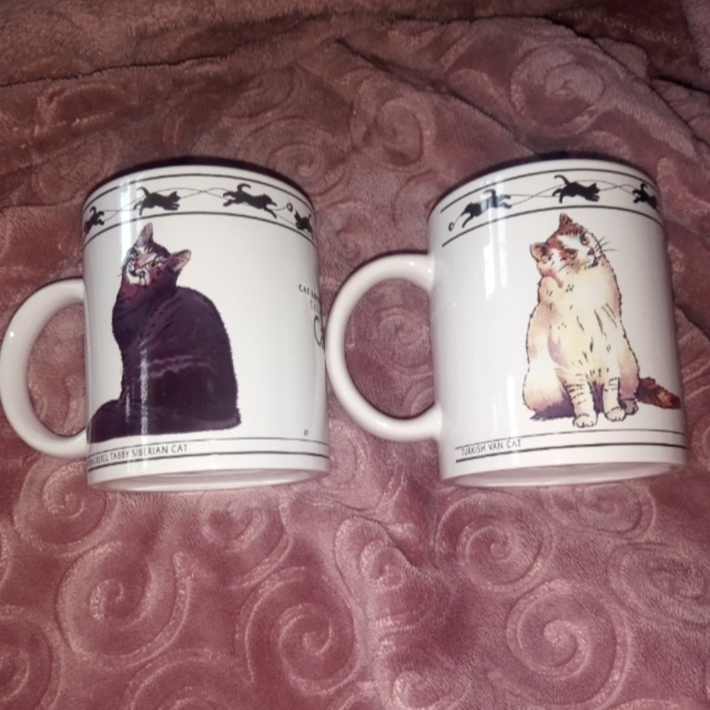 EUC Set of Cat Lovers Limited Collectable Cat Mugs
